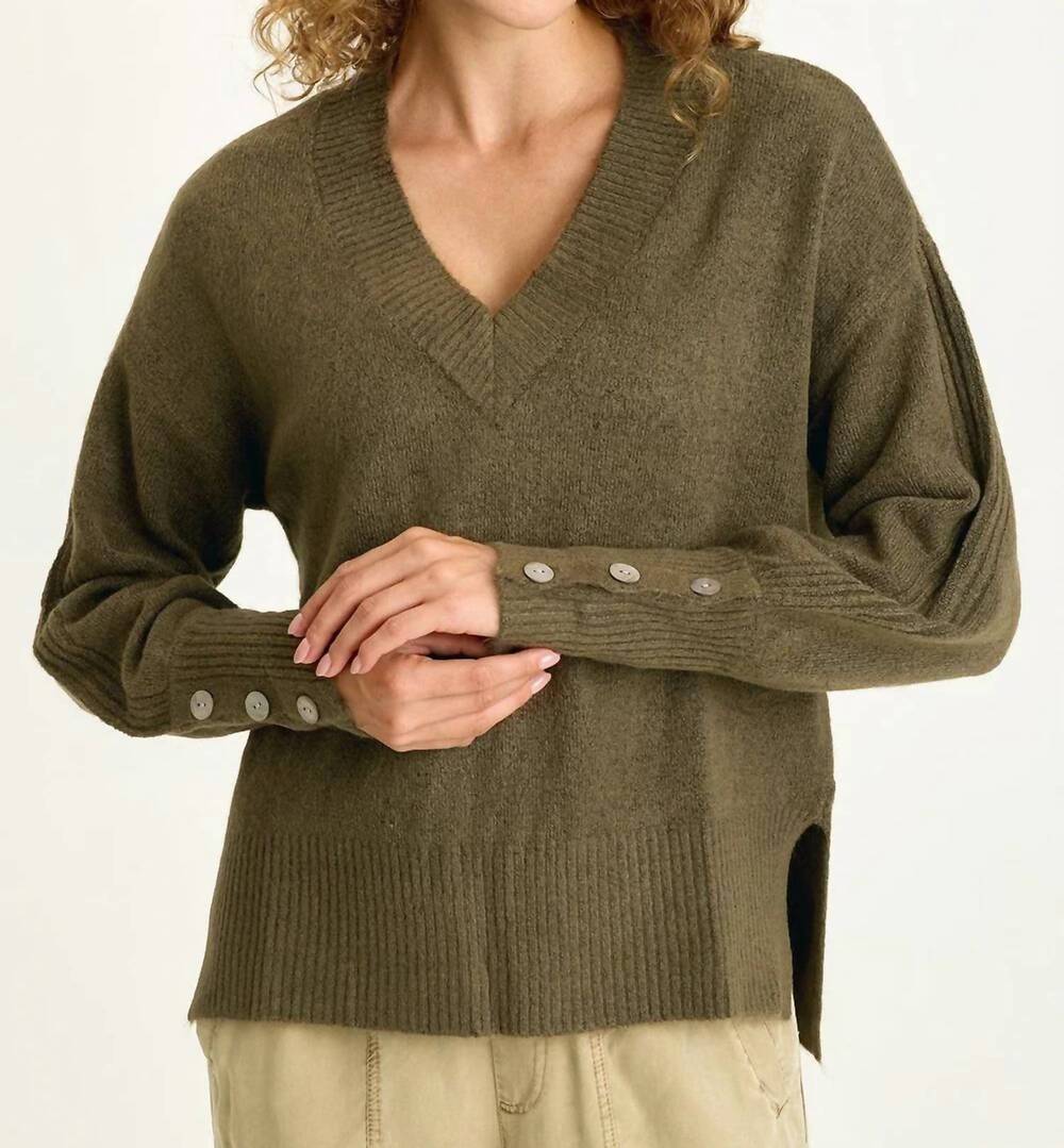 NEW XCVI relaxed fit v-neck knit sweater in green